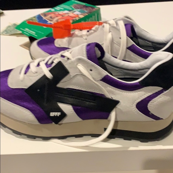 off white shoes - Picture 4 of 5